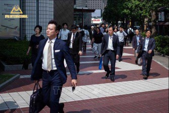Nhật Bản giới hạn số giờ làm thêm của người lao động