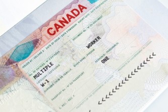 Bẫy xuất khẩu lao động Canada - 'sau một năm xin được định cư'